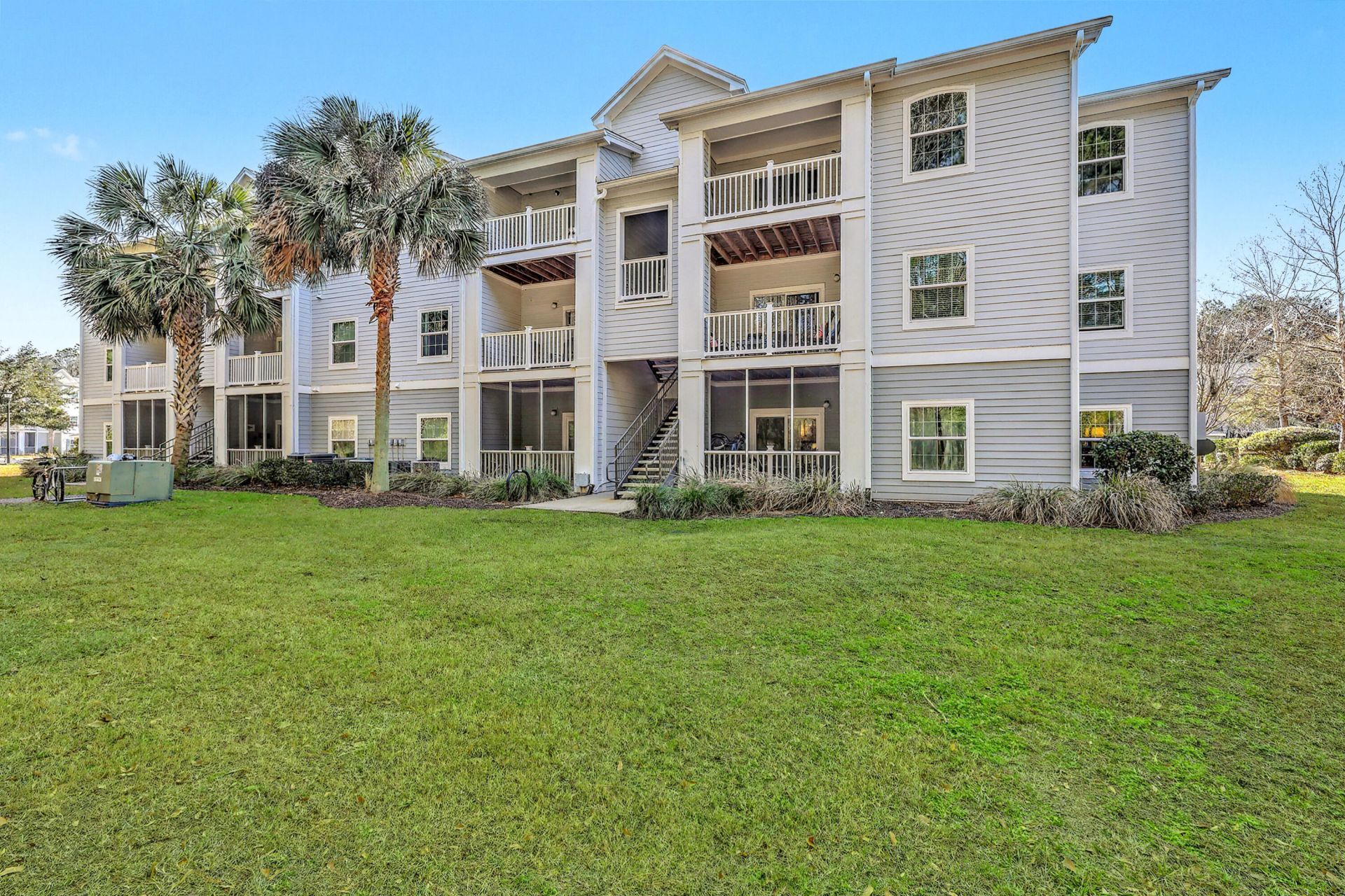 1300 Park West Boulevard Photo 4