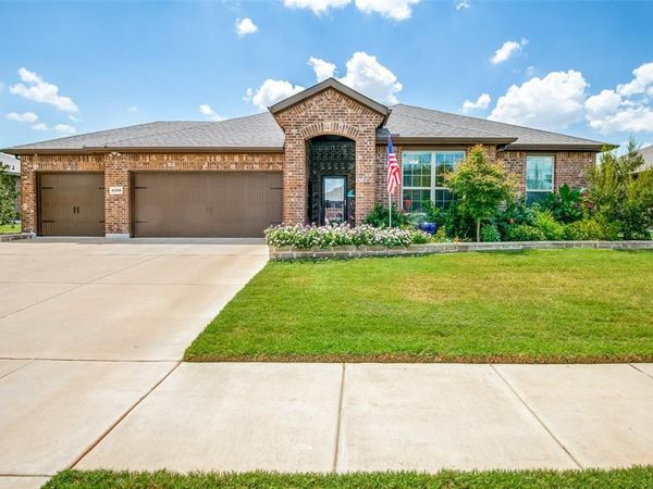 2400 Twin Post Road , Denton, TX 76208