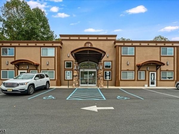 16 Rt206, Unit F, Byram, NJ 07874