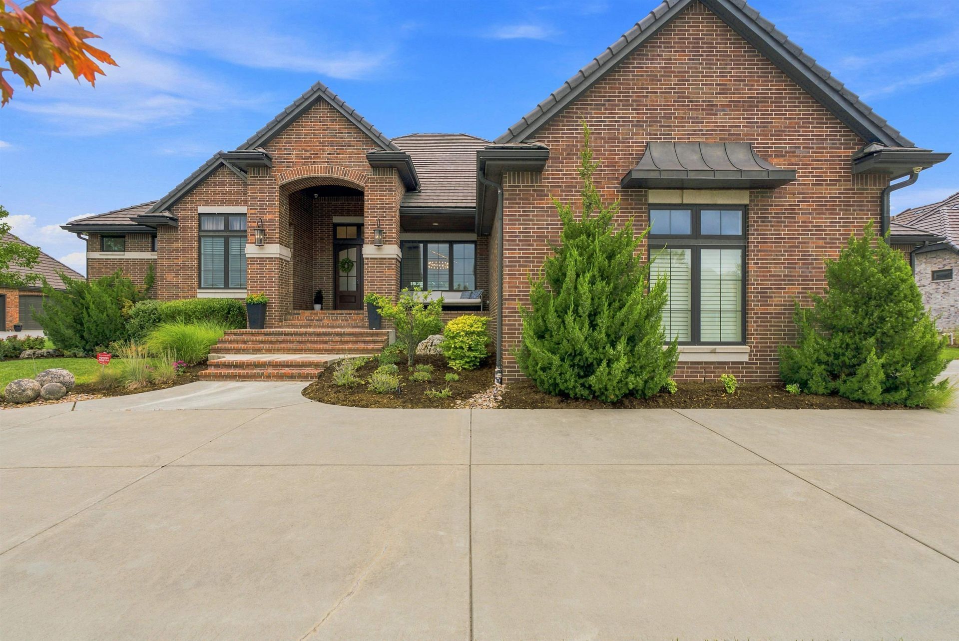 2126 N Clear Creek, Wichita, KS 67230 Main Photo