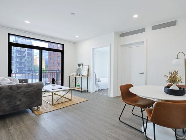 43-30 52nd Street, Unit 3B, Woodside, NY 11377