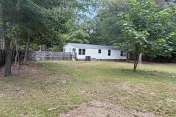 237 Woodcrest Lane photo 4