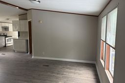 237 Woodcrest Lane photo 4