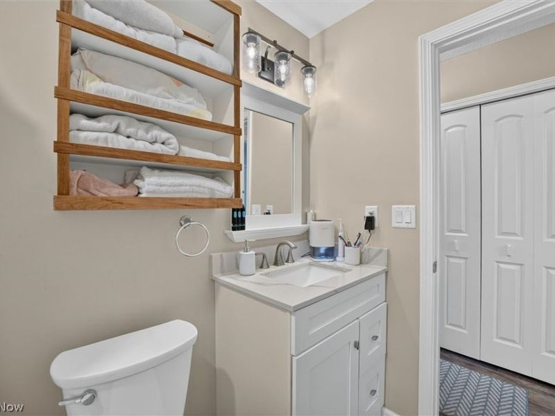 3826 Twin Pines Drive , Green, OH 44685 Photo 19