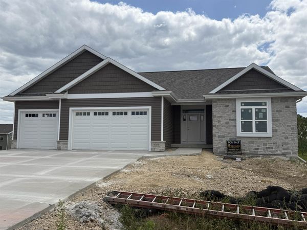 4074 Whistle Rock Circle, DeForest, WI 53532