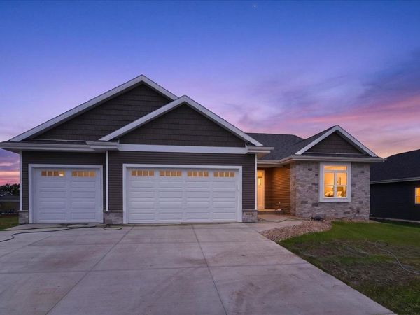 4074 Whistle Rock Circle, DeForest, WI 53532