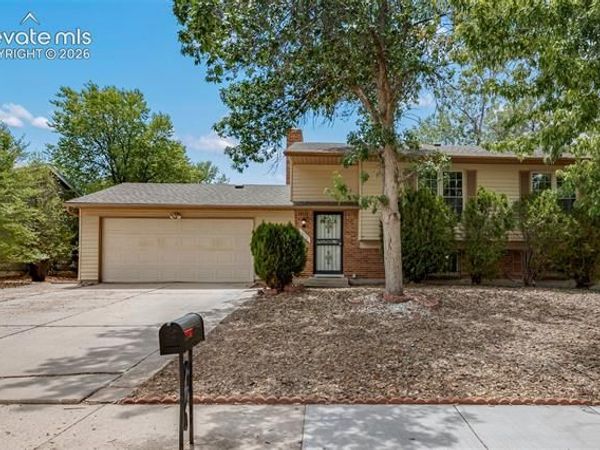 2520 E Prescott Circle, Colorado Springs, CO 80916