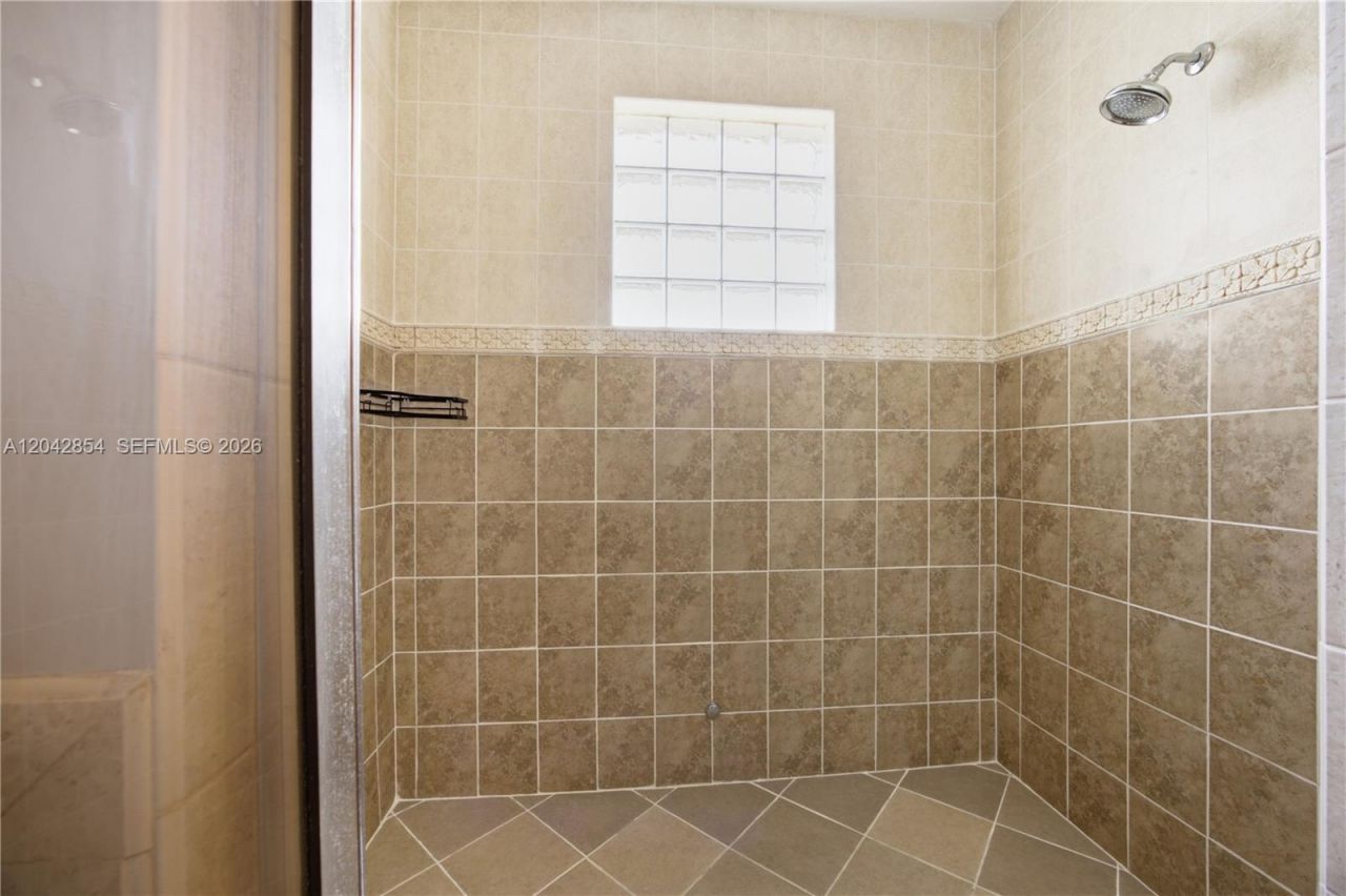 1321 NE 5th Ter, Fort Lauderdale, FL 33304 Photo