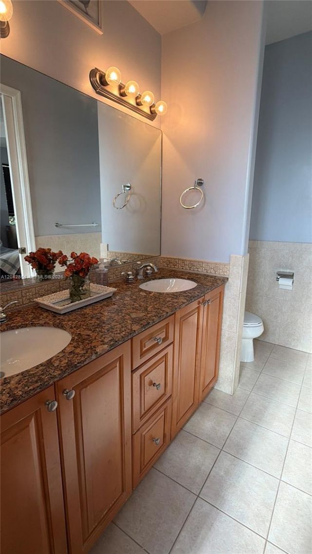 1321 NE 5th Ter, Fort Lauderdale, FL 33304 Photo