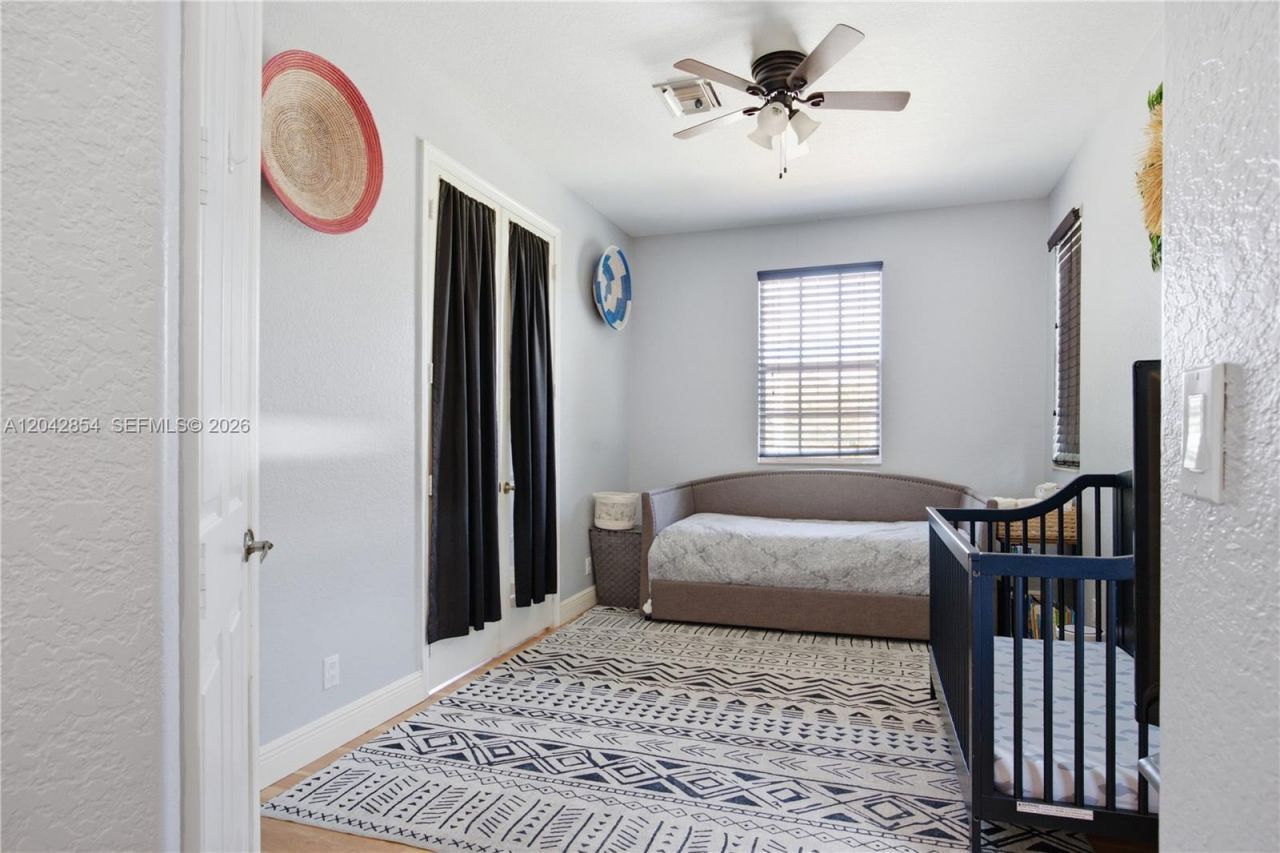 1321 NE 5th Ter, Fort Lauderdale, FL 33304 Photo