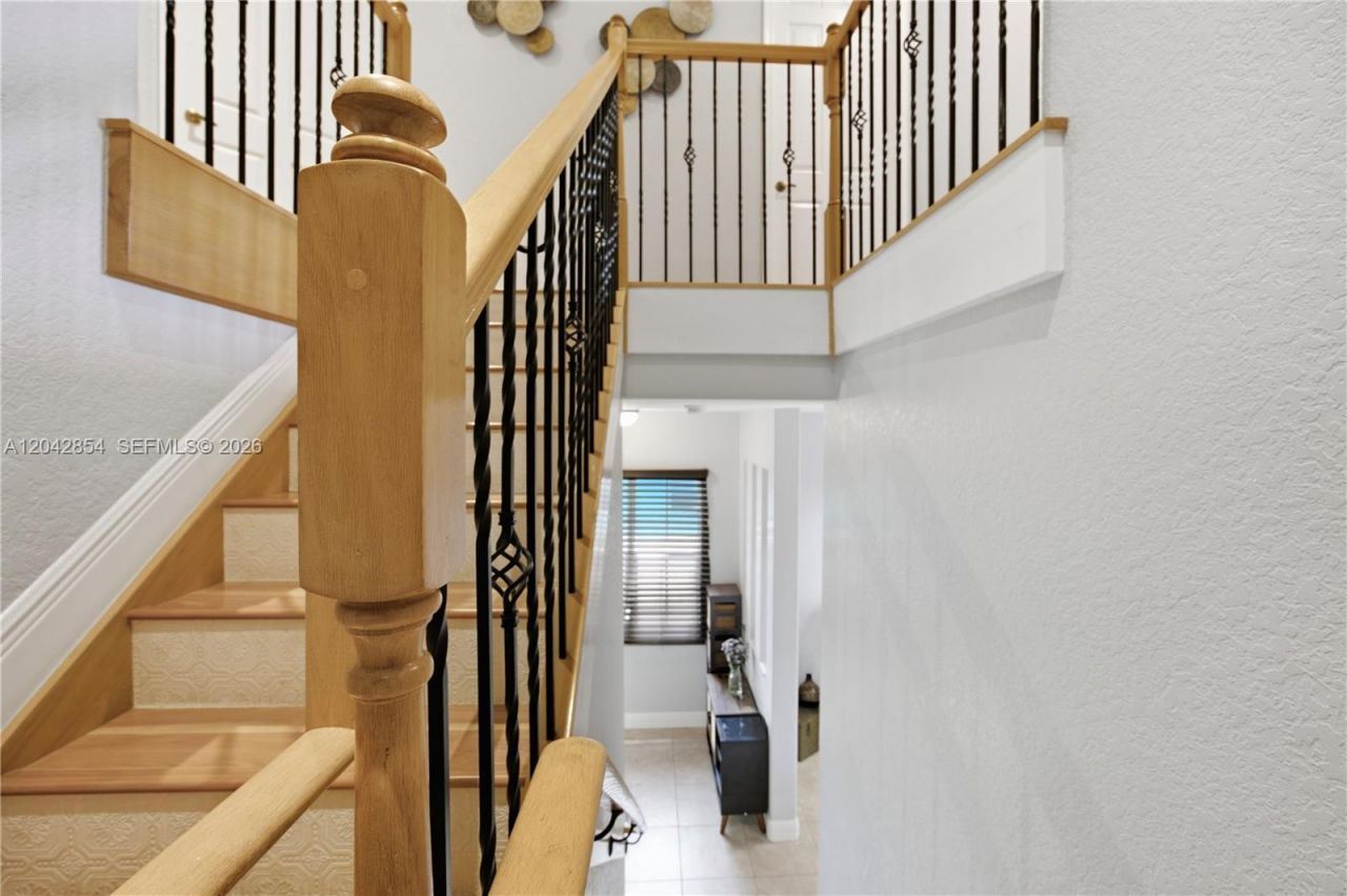 1321 NE 5th Ter, Fort Lauderdale, FL 33304 Photo