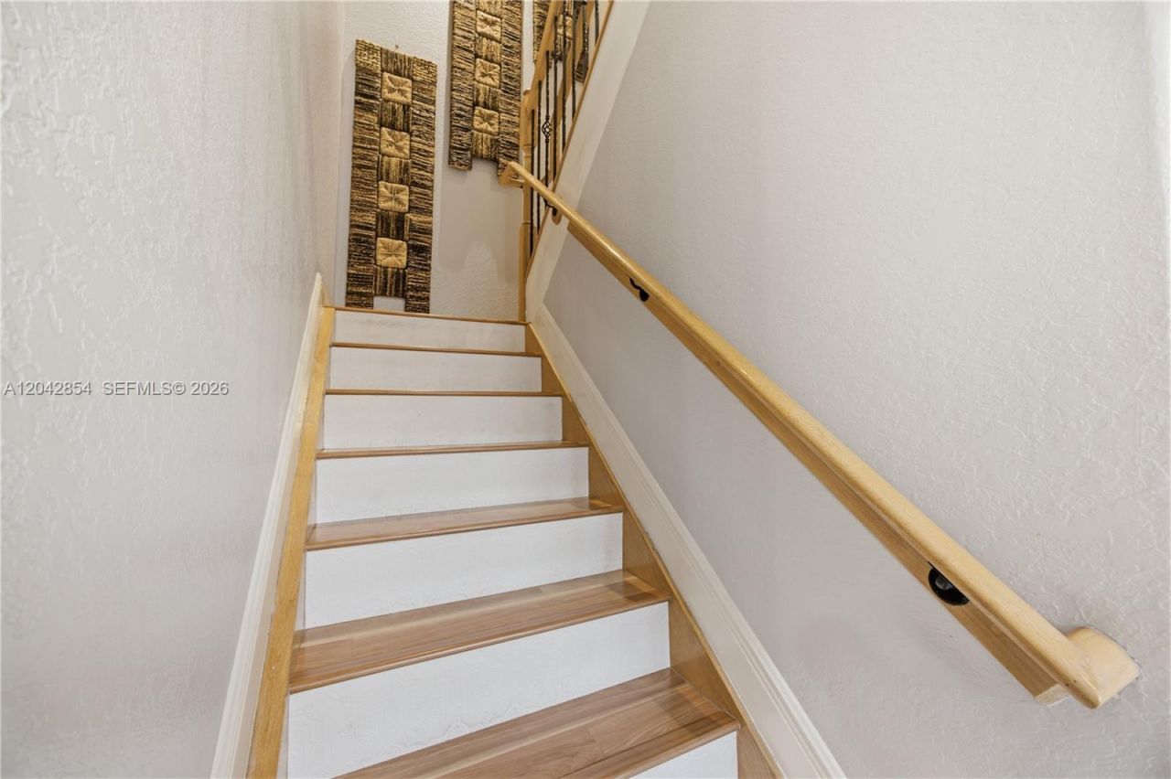 1321 NE 5th Ter, Fort Lauderdale, FL 33304 Photo