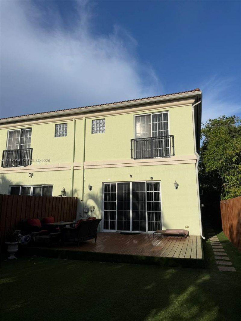 1321 NE 5th Ter , Fort Lauderdale, FL 33304 Photo