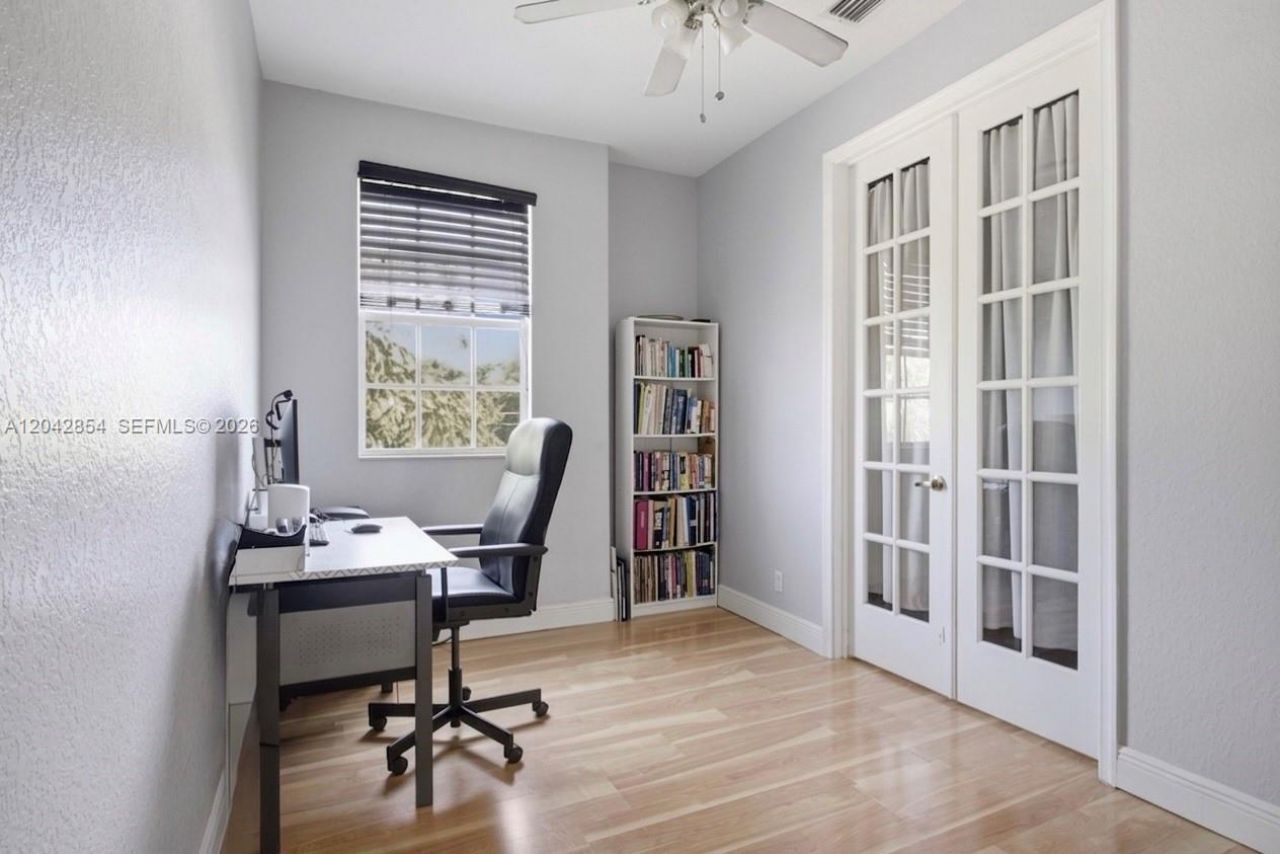 1321 NE 5th Ter, Fort Lauderdale, FL 33304 Photo