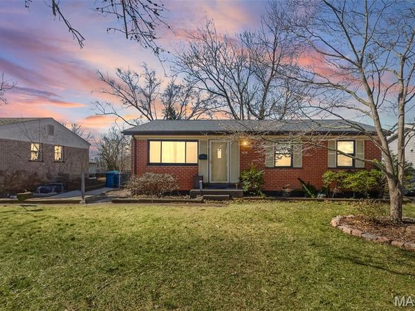 1826 Oliveto Lane , Hazelwood, MO 63042