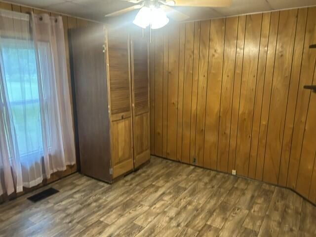 140 Brookie Street Photo 4