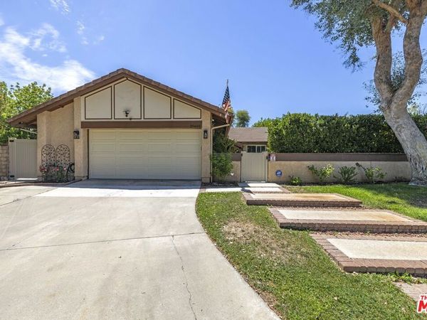 25601 Rancho Adobe Road, Valencia, CA 91355