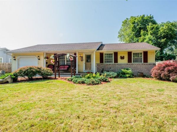161 Marble Drive , Rochester, NY 14615