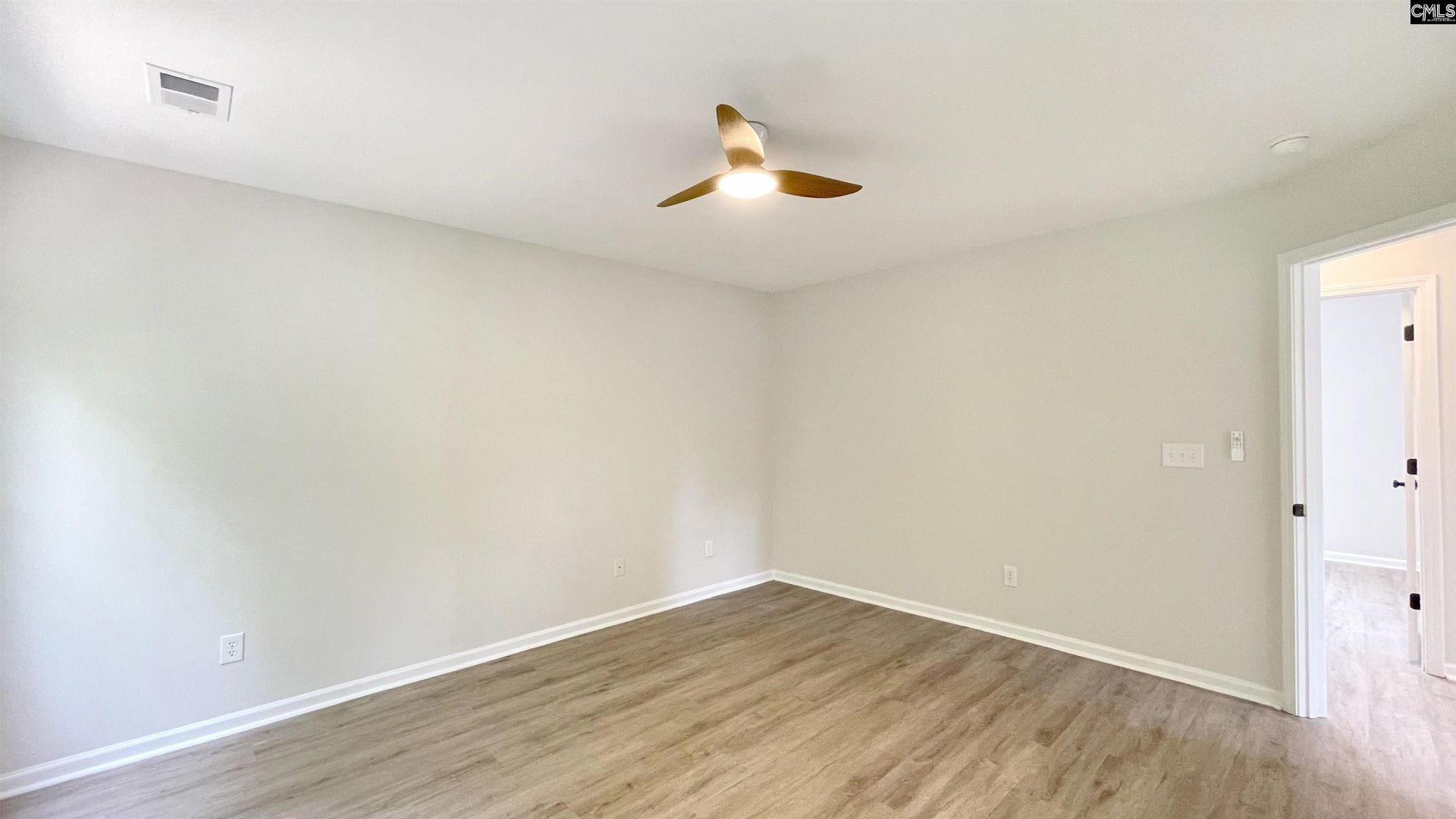 227 Glenbrooke Circle Photo 16