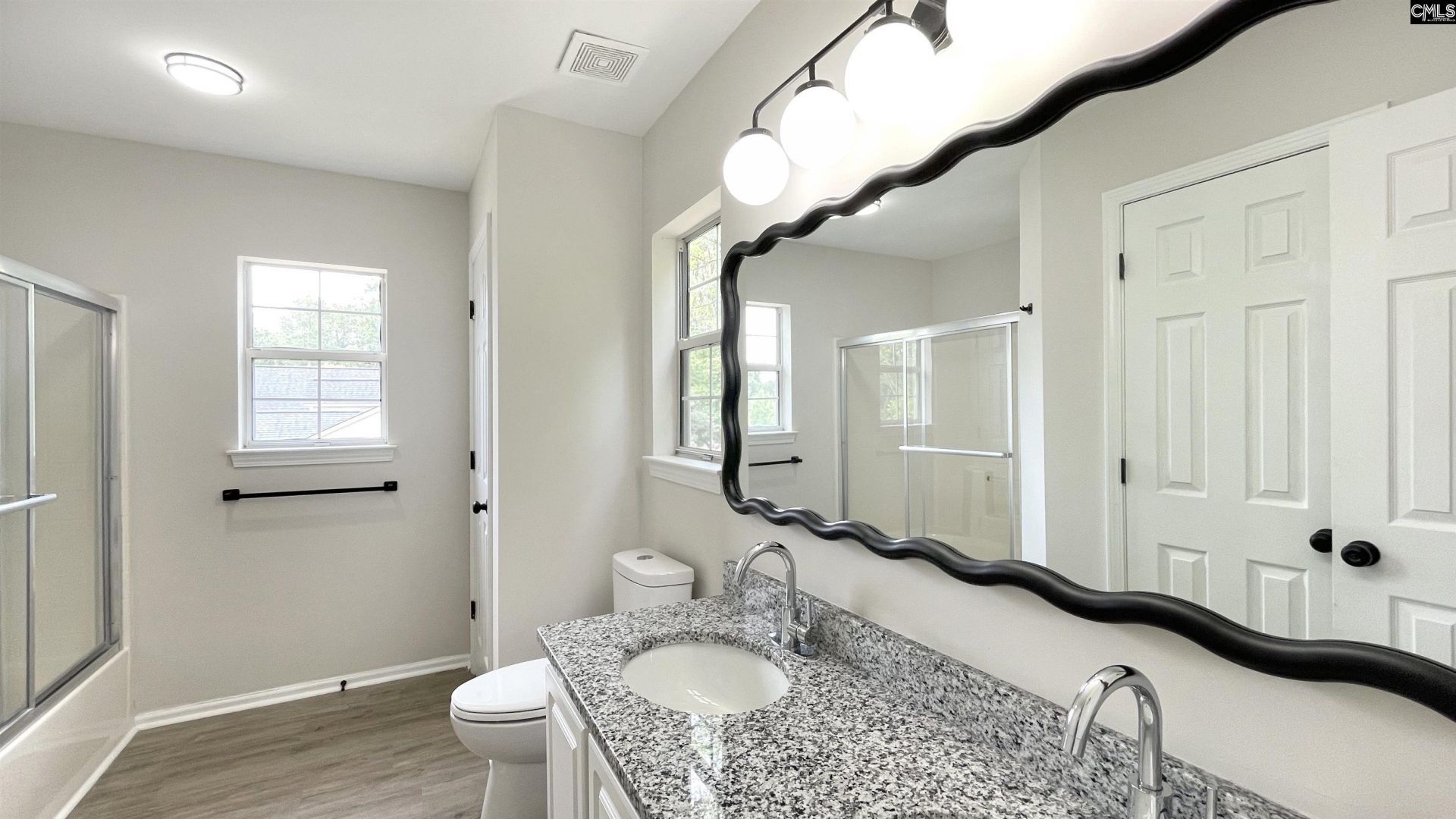 227 Glenbrooke Circle Photo 17