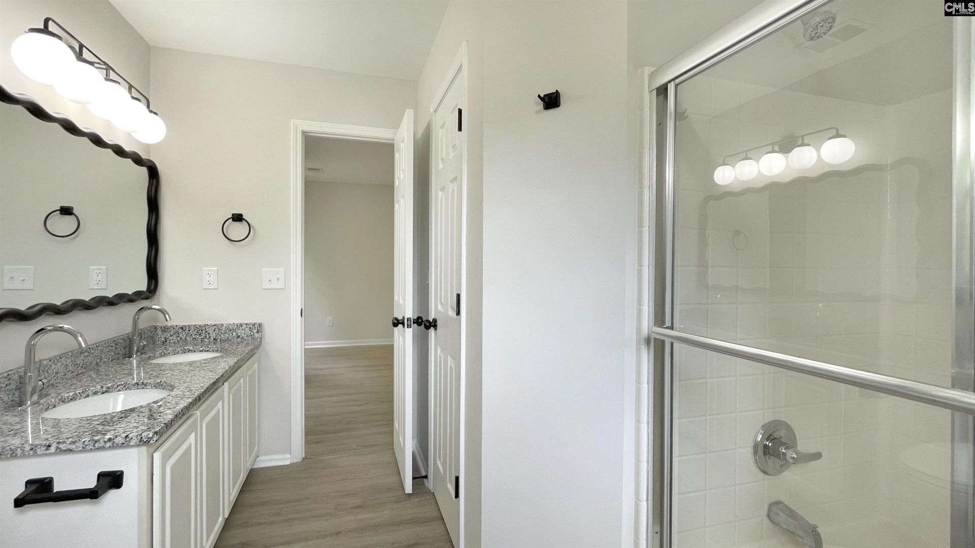 227 Glenbrooke Circle Photo 18
