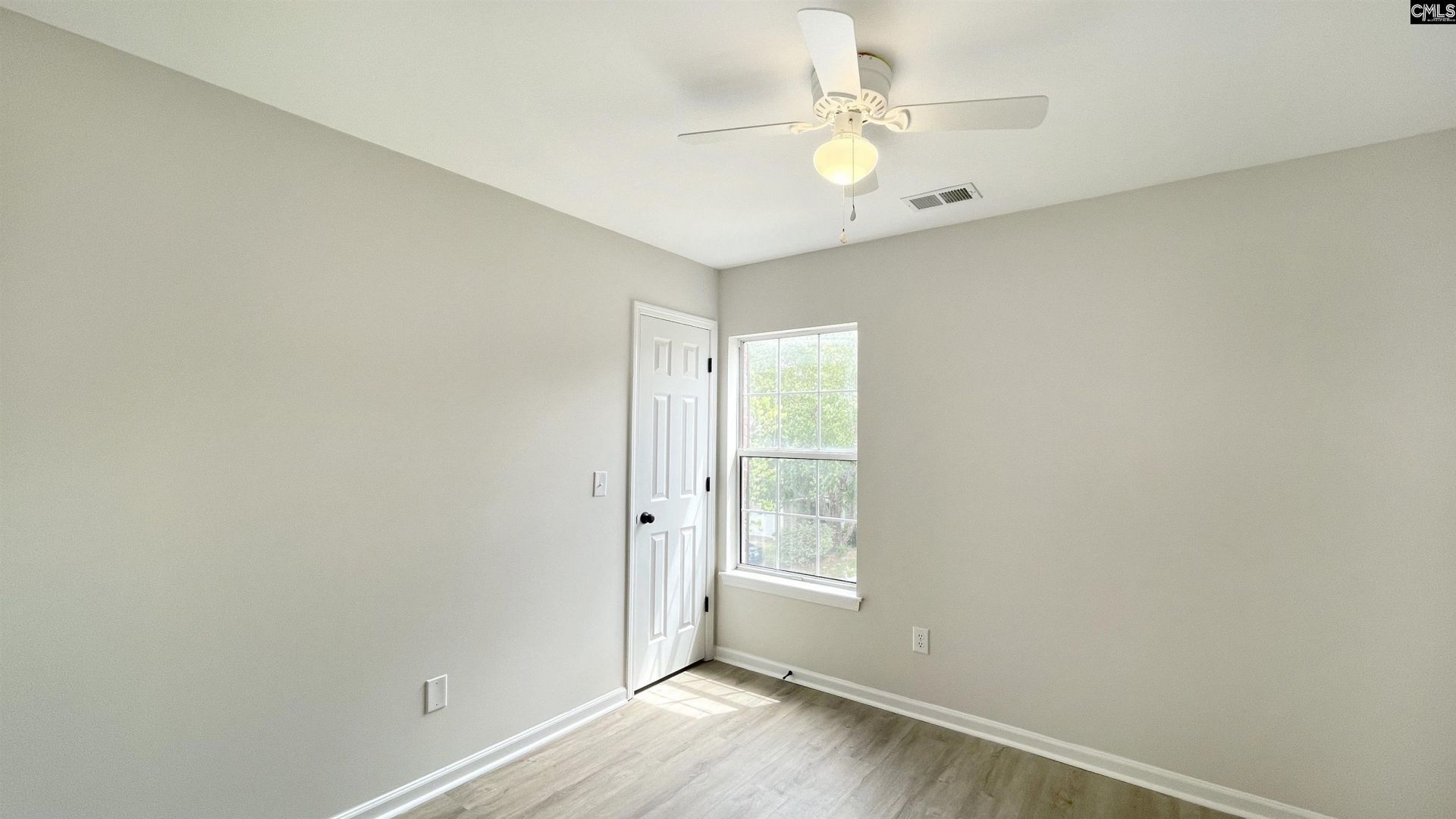 227 Glenbrooke Circle Photo 19