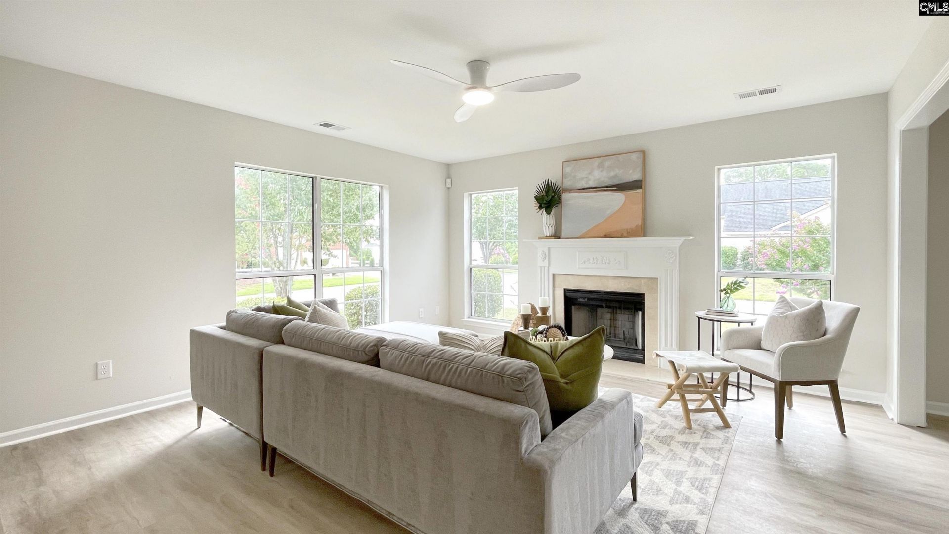 227 Glenbrooke Circle Photo 4