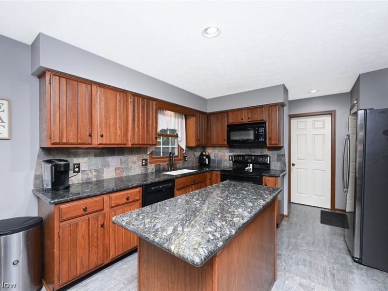 5339 Ashby Street NW, Canton, OH 44708 Photo 16