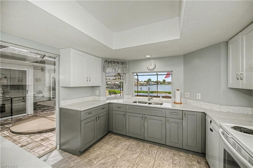 412 Cape Coral Pkwy W, Cape Coral, FL 33914 Photo