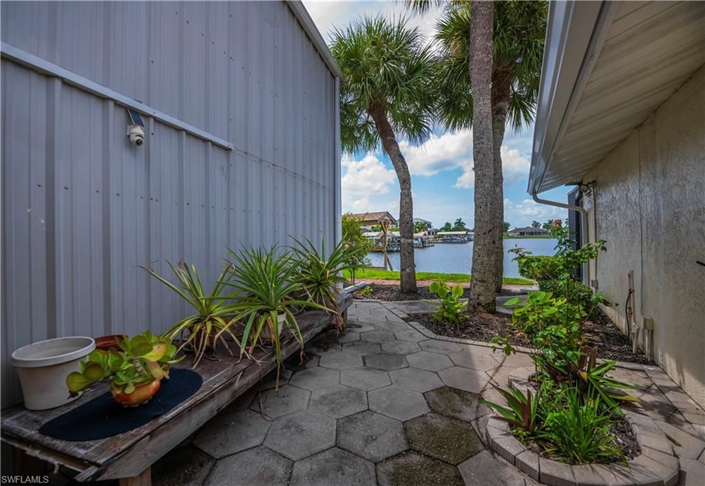 412 Cape Coral Pkwy W, Cape Coral, FL 33914 Photo