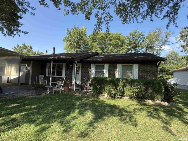 309 S PECAN Street, DeSoto, IL 62924