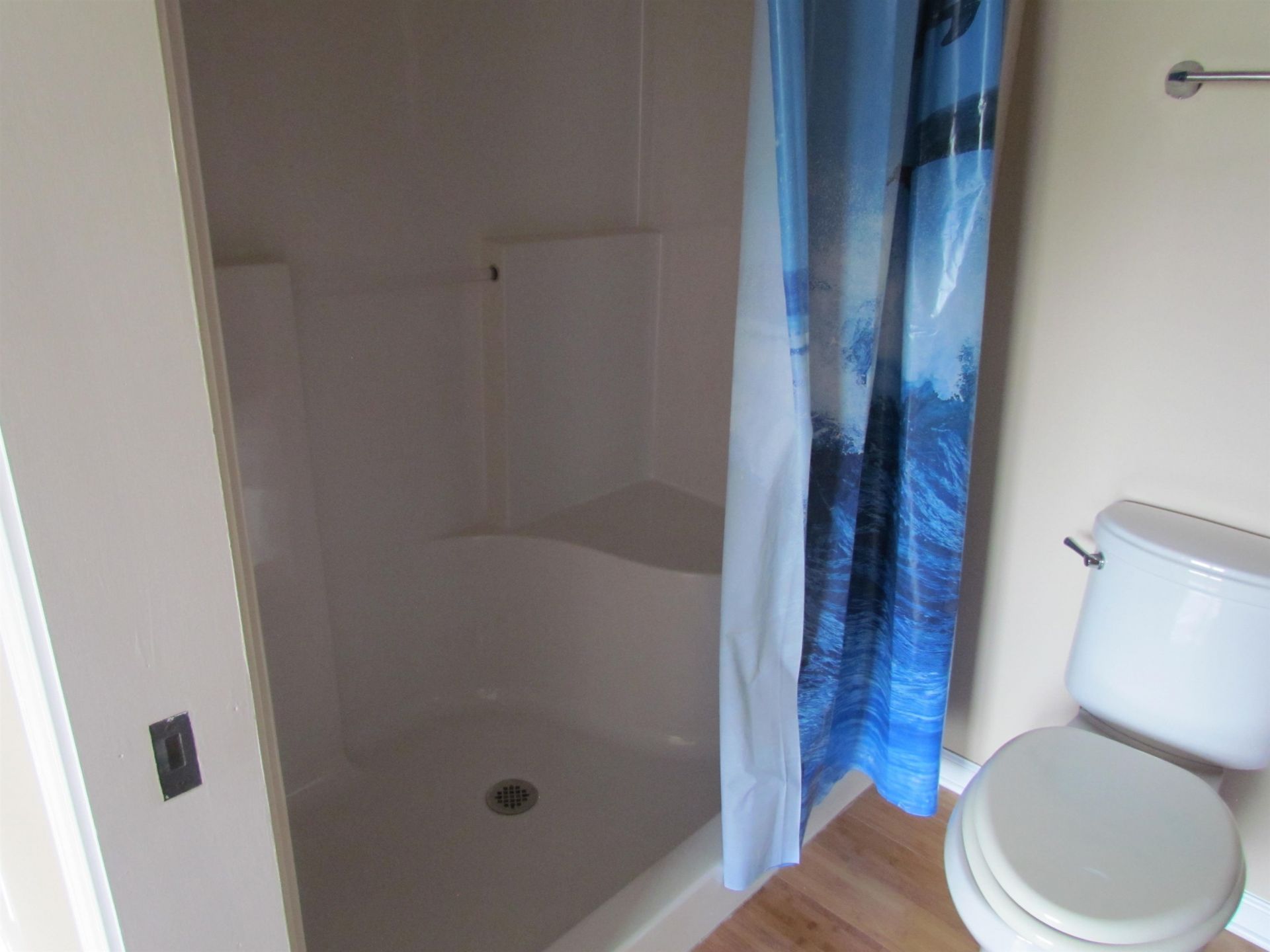 223 Whitchurch St.  Photo 12