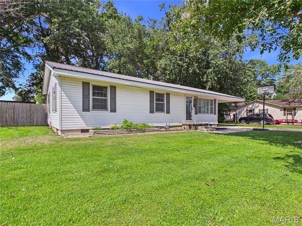 807 W Jenkins Street, Advance, MO 63730