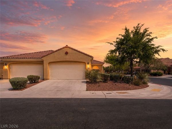 7540 Key Royale Court , Las Vegas, NV 89131