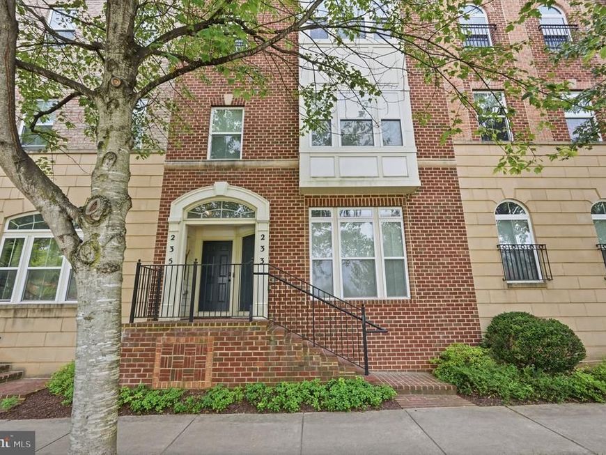 235 Community Center Avenue , Unit 235, Gaithersburg, MD 20878 Main Photo