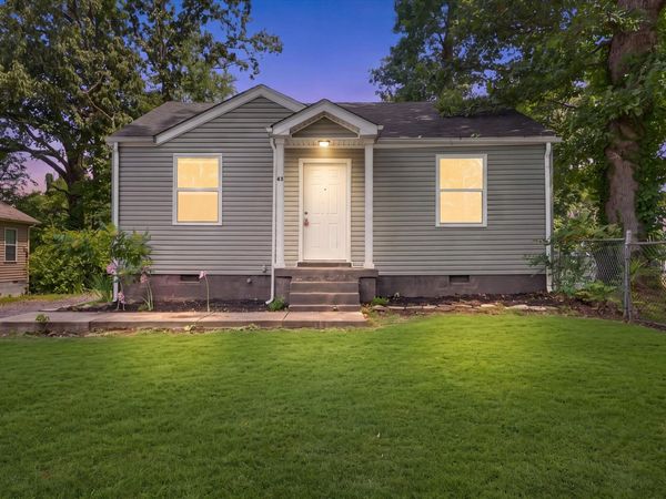 43 Chestnut Dr , Clarksville, TN 37042