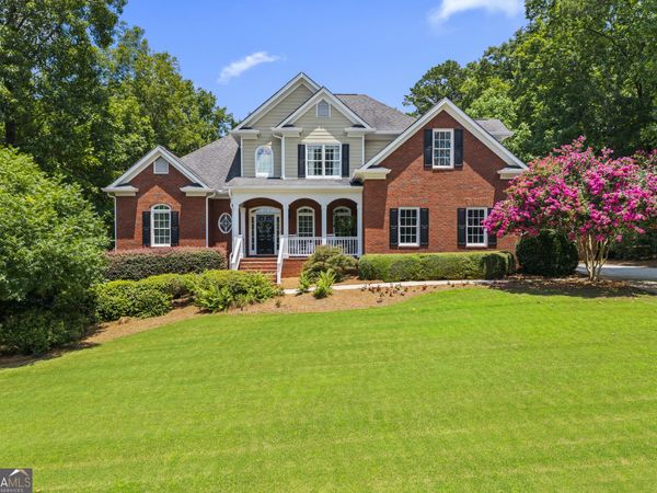 1041 Spring Lake Drive, Bishop, GA 30621
