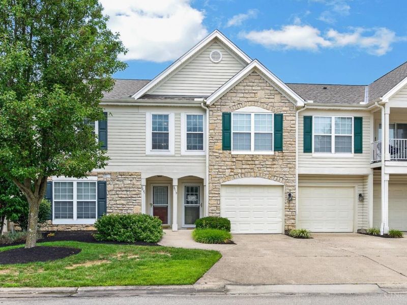 2019 Commons Circle Drive, Unit 2G, Batavia Twp, OH 45103 Photo 1