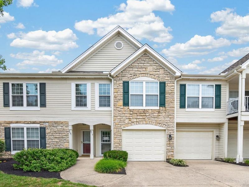 2019 Commons Circle Drive, Unit 2G, Batavia Twp, OH 45103 Photo 2