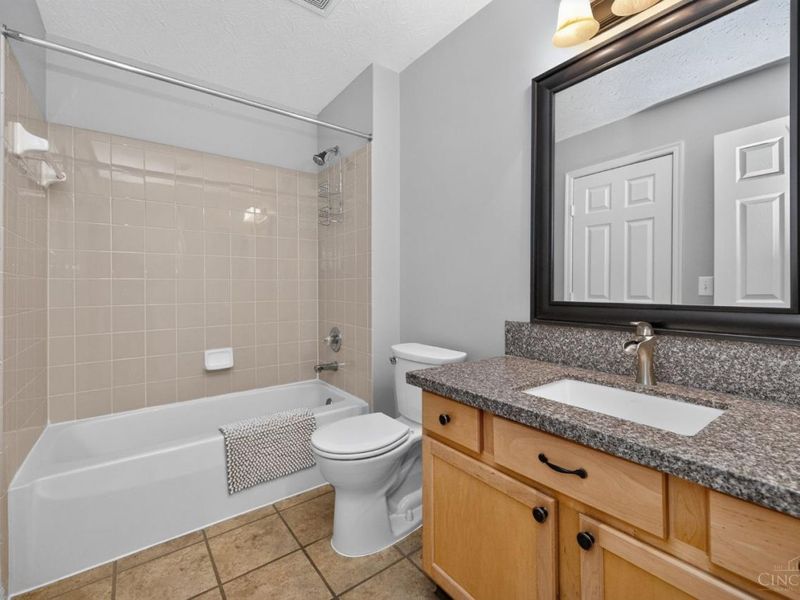2019 Commons Circle Drive, Unit 2G, Batavia Twp, OH 45103 Photo 29