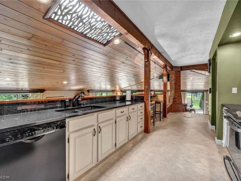 6718 Case Road , North Ridgeville, OH 44039 Photo 18