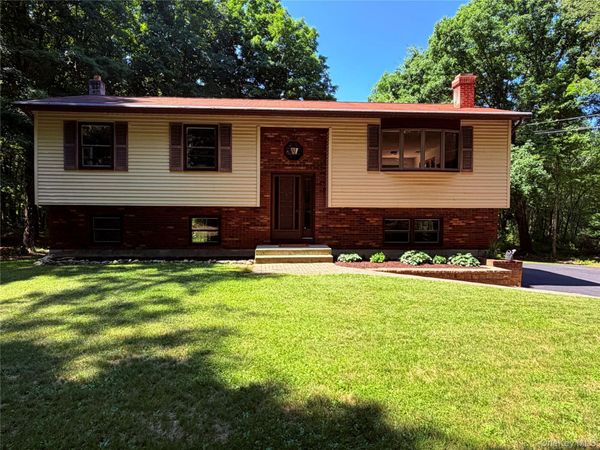 126 CARTER Road , Pleasant Valley, NY 12569