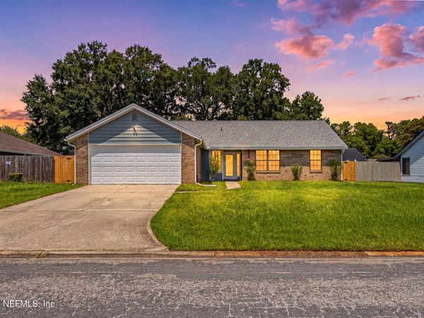596 ROBERT LIVINGSTON Street, Orange Park, FL 32073