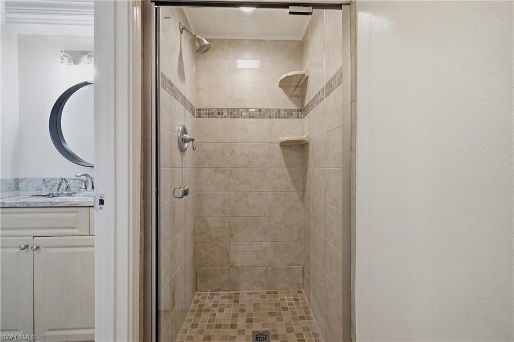 808 Cape Coral Pkwy W, Unit 201, Cape Coral, FL 33914 Photo