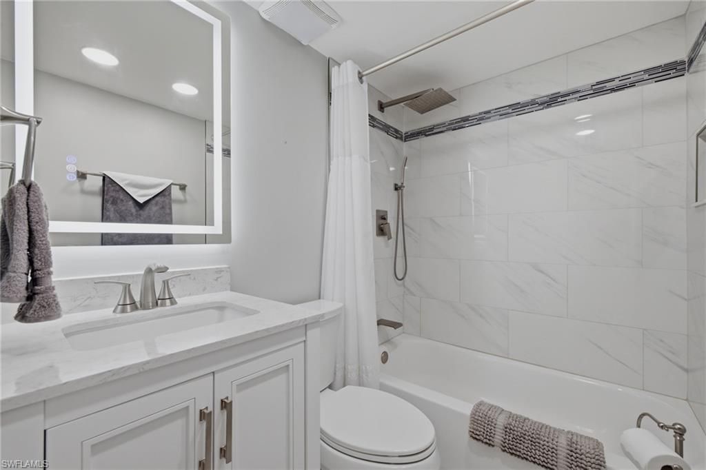 808 Cape Coral Pkwy W, Unit 201, Cape Coral, FL 33914 Photo