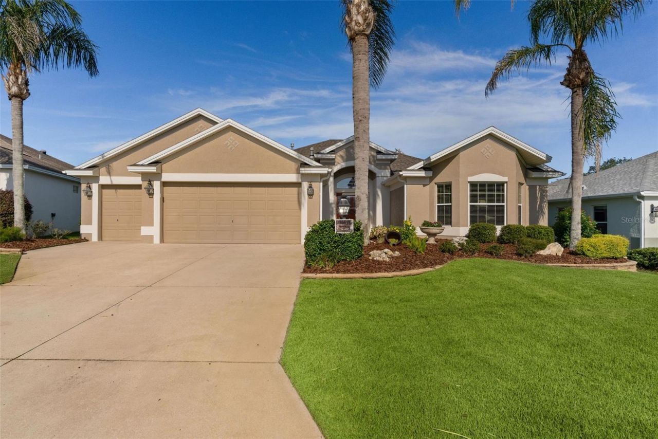 1654 Mount Croghan Trail, The Villages, FL 32162 Main Photo