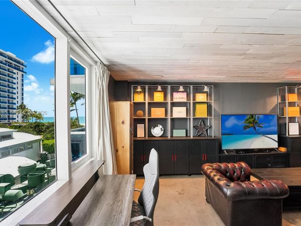 2301 Collins Ave , Unit 522, Miami Beach, FL 33139