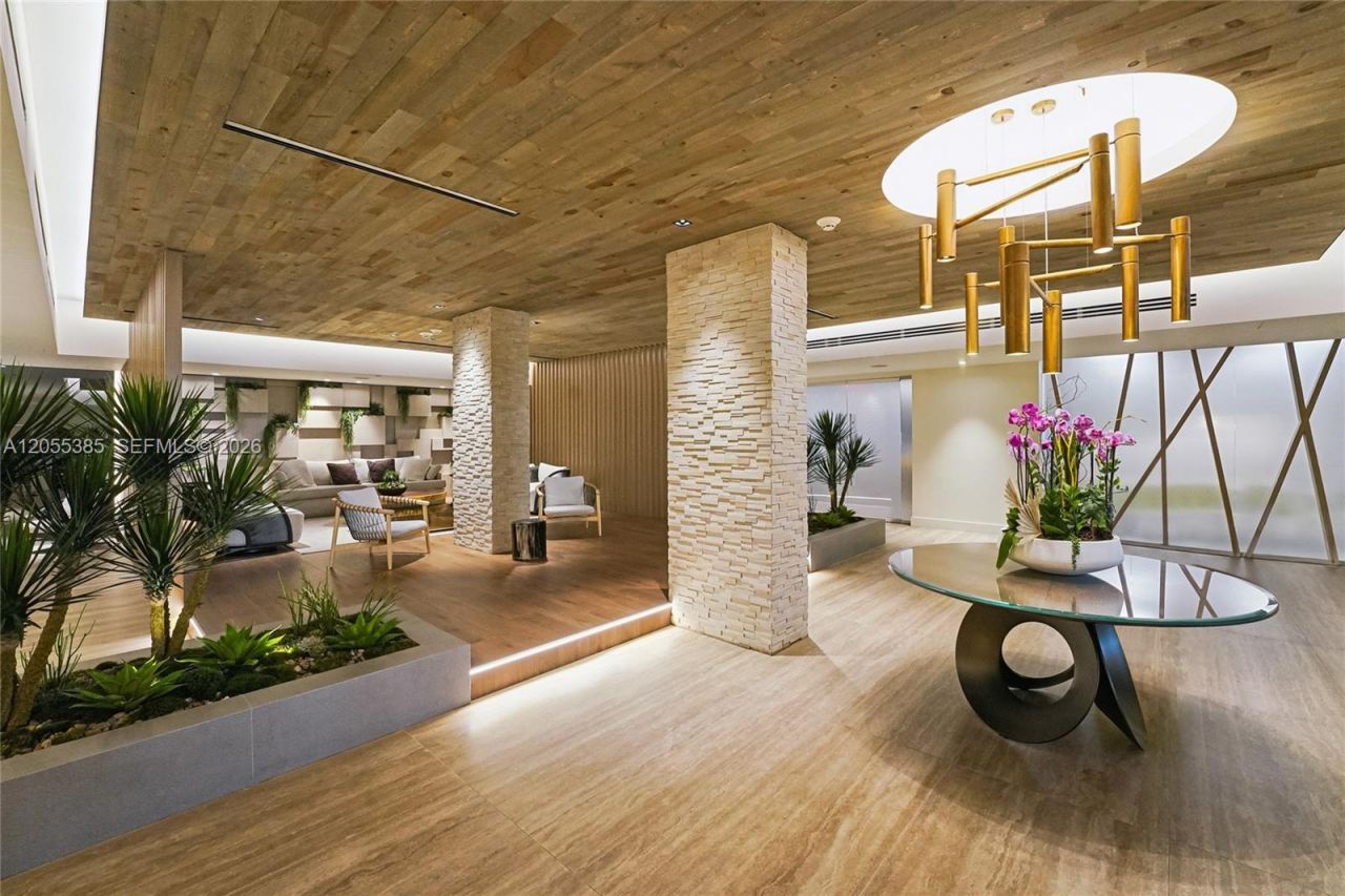 2301 Collins Ave, Unit 522, Miami Beach, FL 33139 Photo