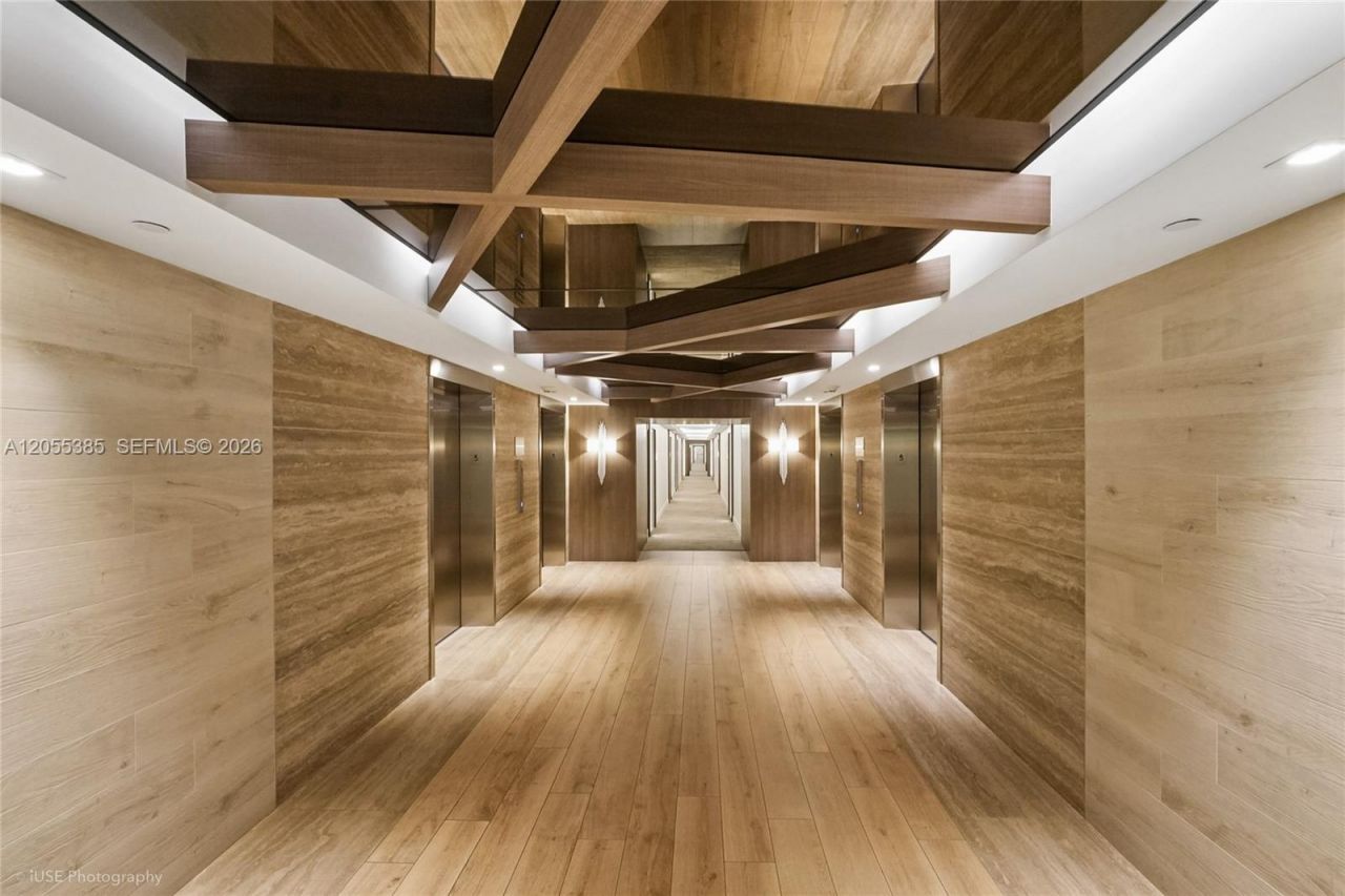 2301 Collins Ave, Unit 522, Miami Beach, FL 33139 Photo