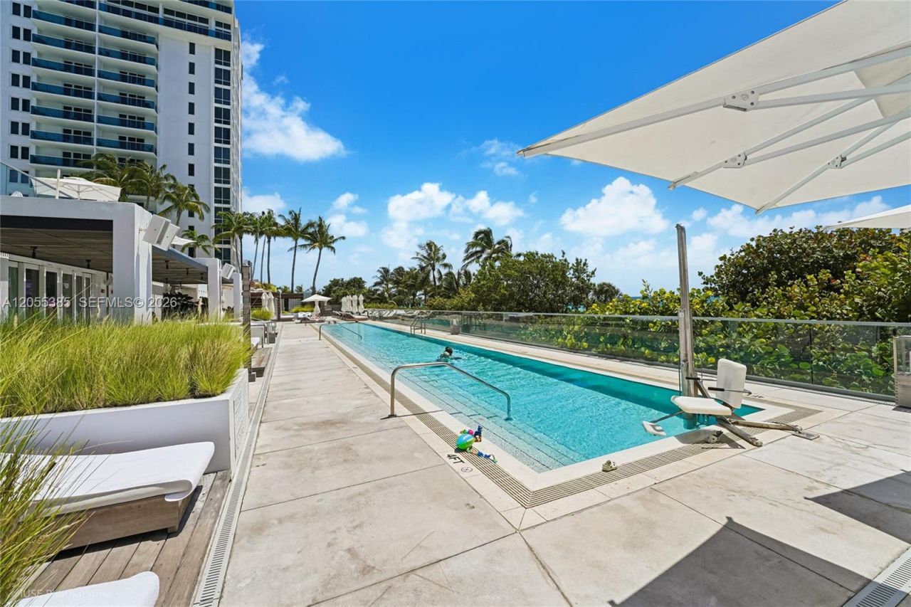 2301 Collins Ave, Unit 522, Miami Beach, FL 33139 Photo